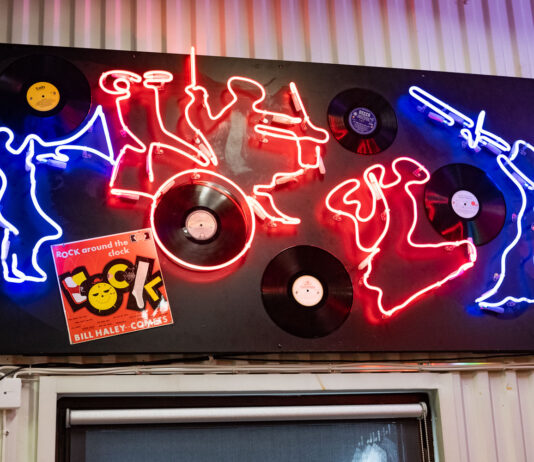 rockande neon